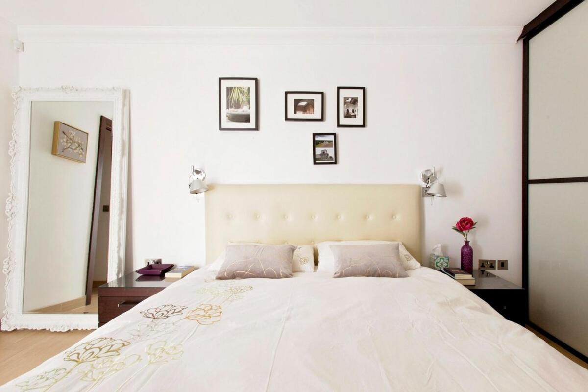 Italian Designed Victorian Terrace Flat In Fulham
